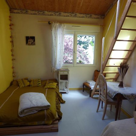 Beau Site Guimauve Et Vieilles Dentelles Royeres Exterior foto