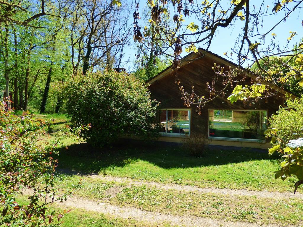 Beau Site Guimauve Et Vieilles Dentelles Royeres Exterior foto